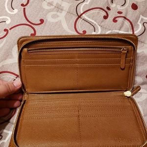 michael kors wallet